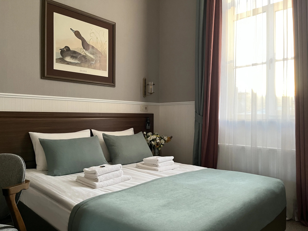 Bianki Hotel Room Type - Small Standard Double room full double bed