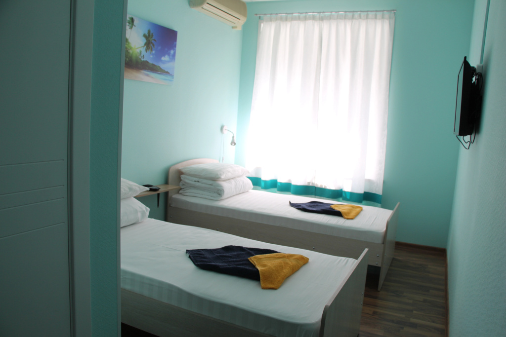 Hostel Kayut-Kompaniya Room Type - Standard Double room twin beds