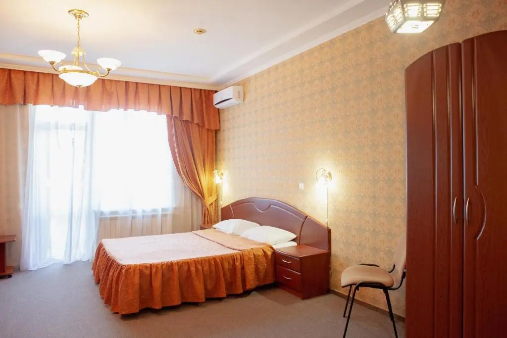 Image Standard Superior Double room with balcony (full double bed)