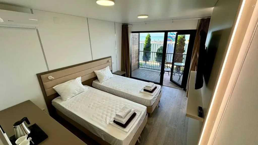 Standard Double room (twin beds)