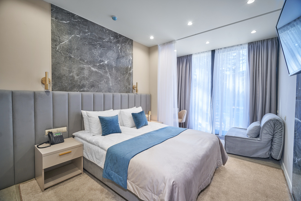 Mirror Family Hotel Room Type - Standard with Terrace Double room full double bed