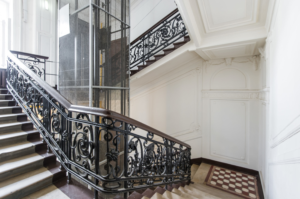 Отель Квартира GM Apartments Элегантная двушка на Дмитровке в Москве