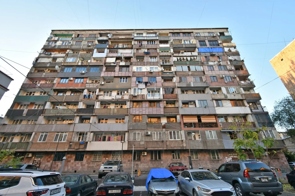 2-K, Ulitsa Yeznika Kokhbatsi, Ko110 Flat