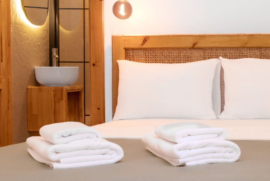 Standard Single room with city view