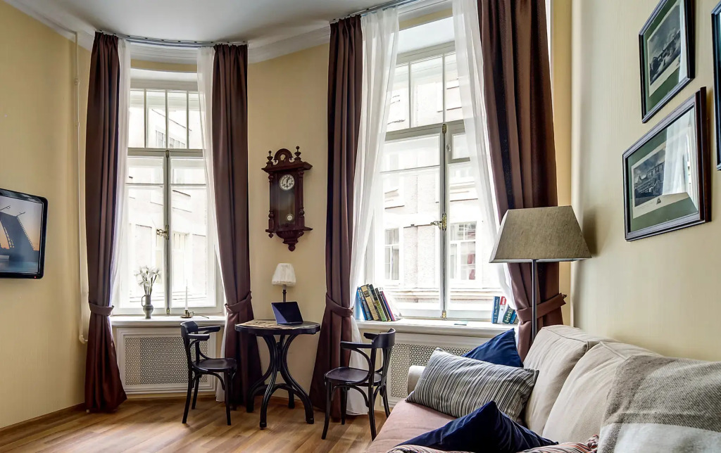 Жилые дома на невском проспекте в санкт-петербурге. Питер невский проспект квартиры. Невский 164 спб. Апартаменты на невском 156. Петербург квартиры на невском.