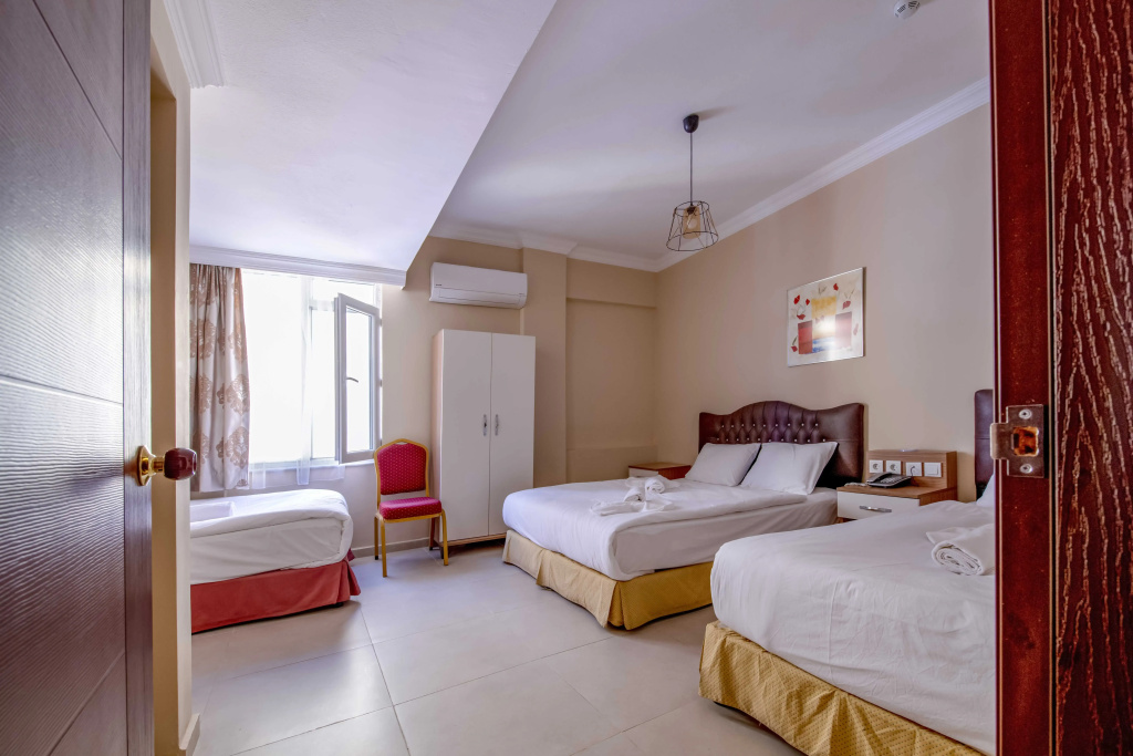 Family Quadruple room