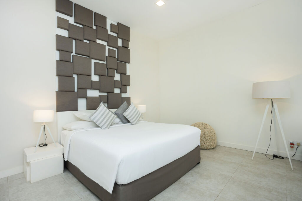 Green Turtle Villa By The Serendipity Collection