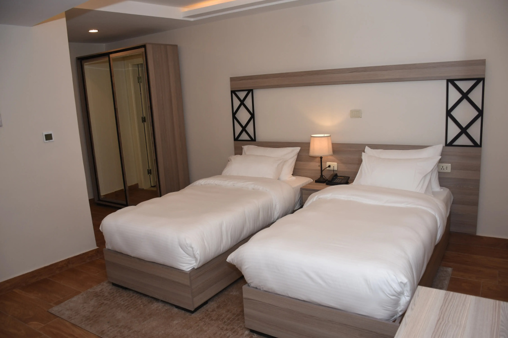 Economy room