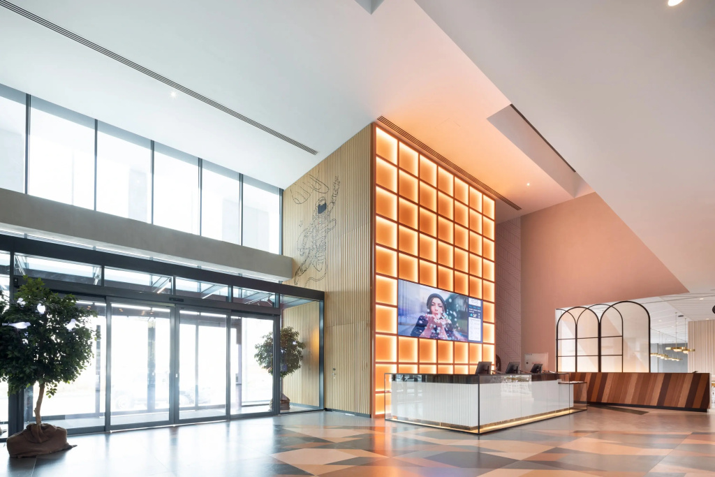 Отель Ecos Dubai Hotel at Al Furjan — фото
