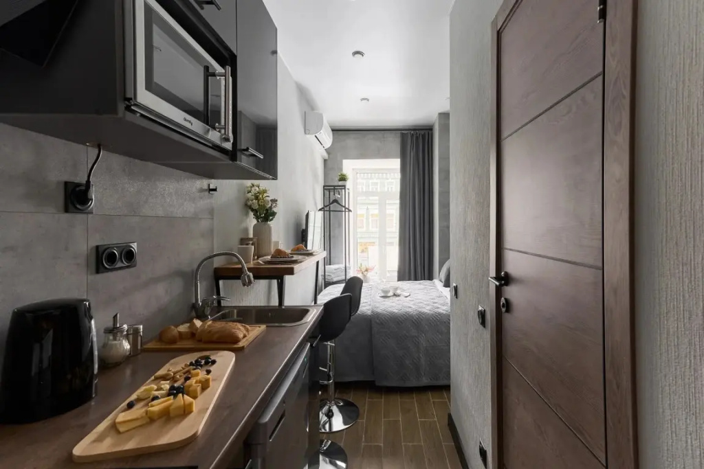 Апартаменты SMART LOFTS | Obsidian | 5 мин от метро Бауманская | Исторический дом — фото