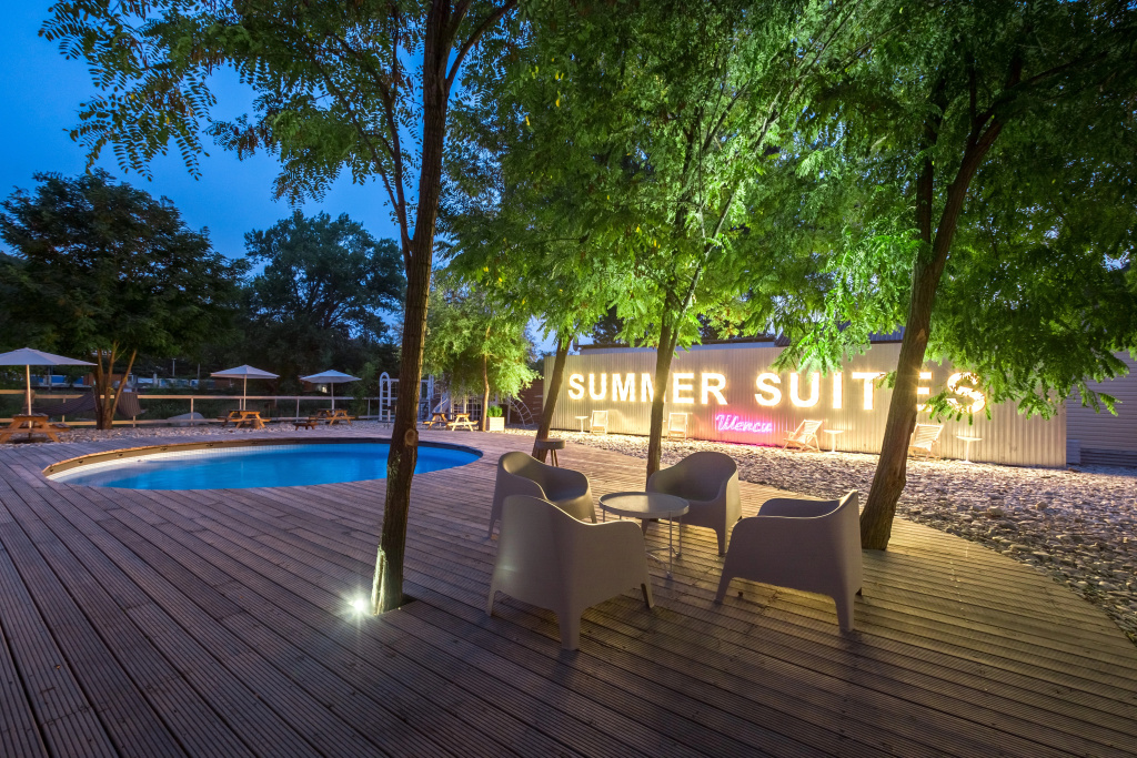 Гостевой дом Summer Suites — фото