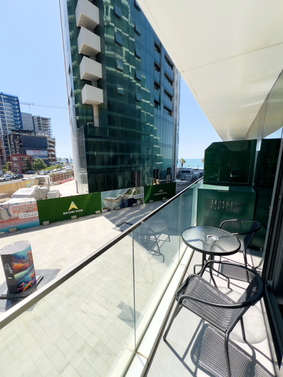 Prostornye S Bokovym Vidom Na More V Batumi View Apartments