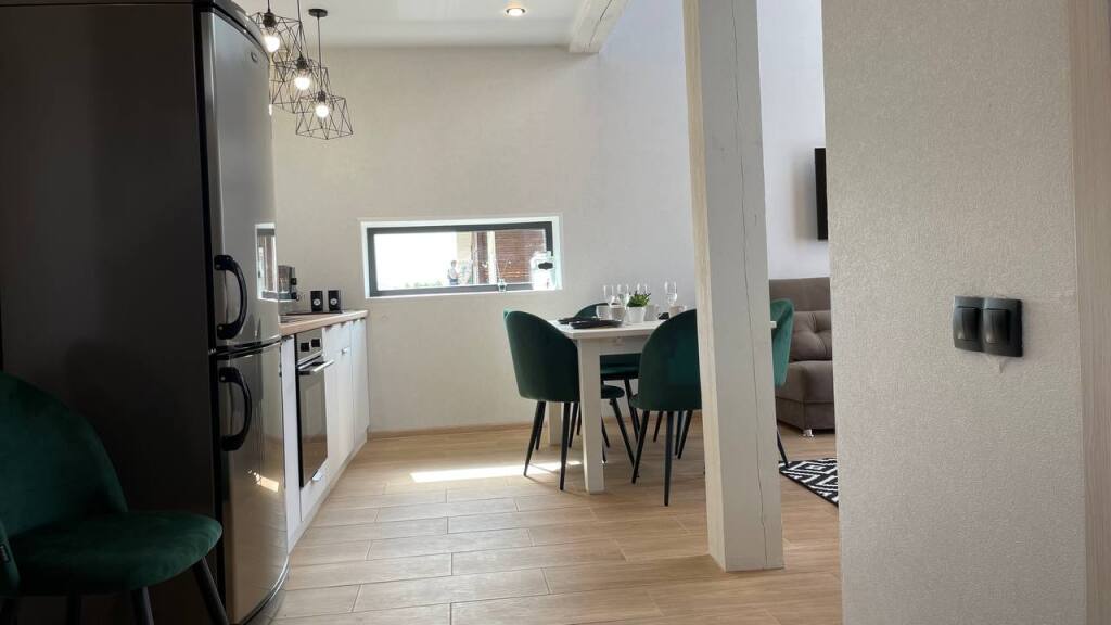 Коттедж рядом с пляжем в Yousinn Home