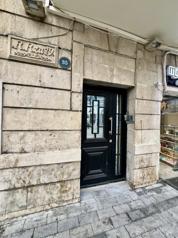 City Center Apartment, Nizami street 19 Flat