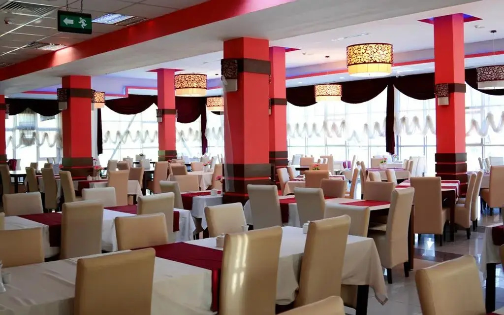 Food & Beverage