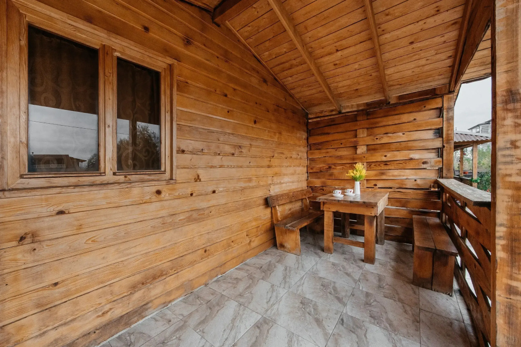 "bronau Rayskiy Ugolok" Guest House