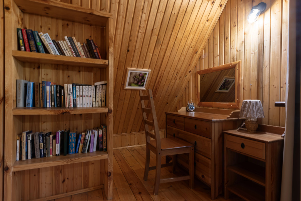 Коттедж Дуплекс с красивым видом из окна в Коробок-Хуторок