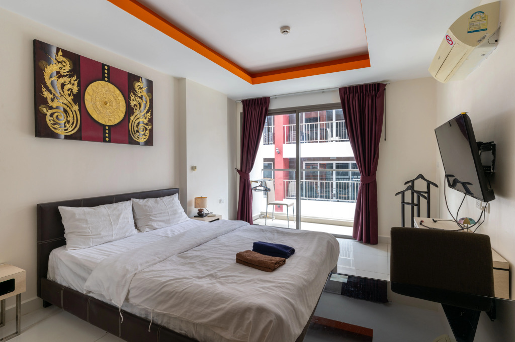 Студия с балконом в Апарт-отель C-View Residence by Apartwell