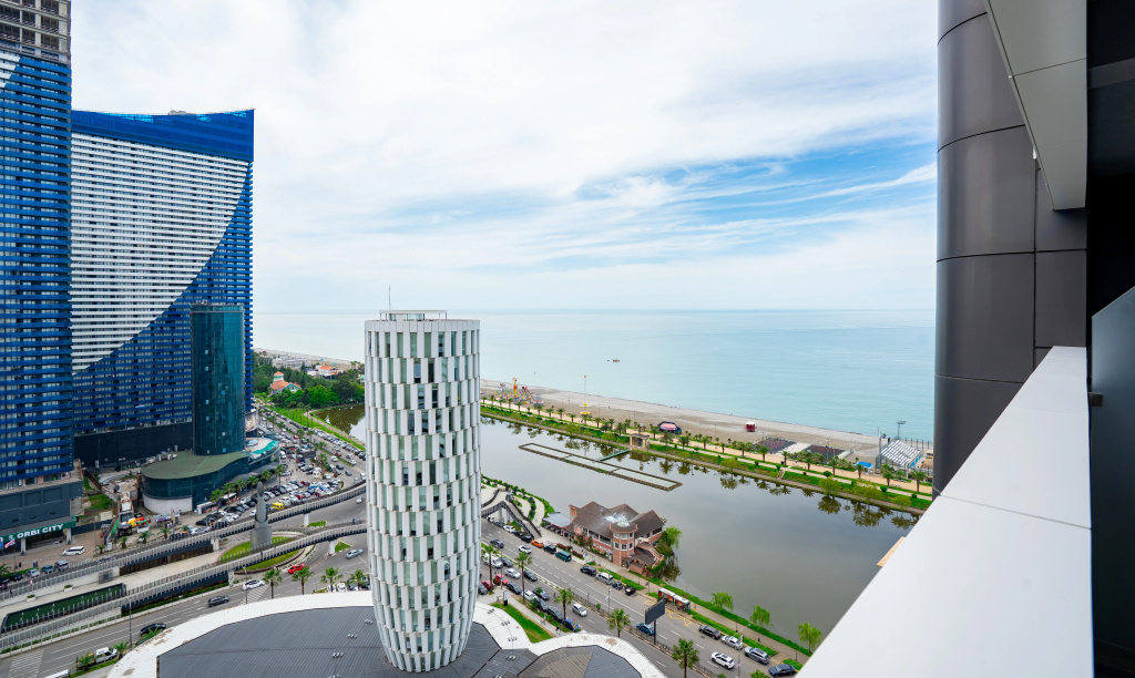 High-Floor Sea View Alliance Palace Apartments
