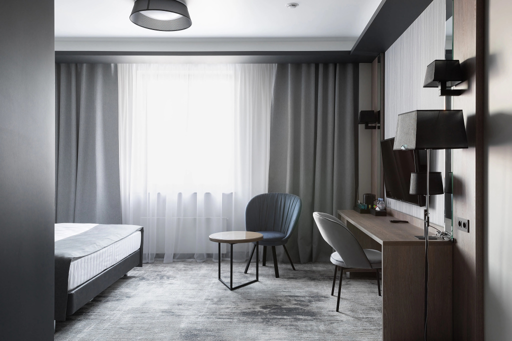 Megapolis Naberezhnaya Hotel Room Type - Standard Double room with river view full double bed