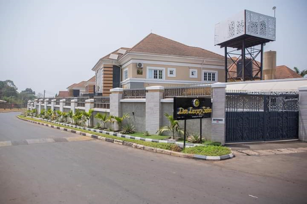 Lion Luxury Suites Hotel