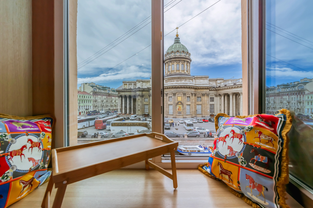 Квартира-студия Русский Балет BookingSPB с видом на Казанский Собор и Канал Грибоедова — фото