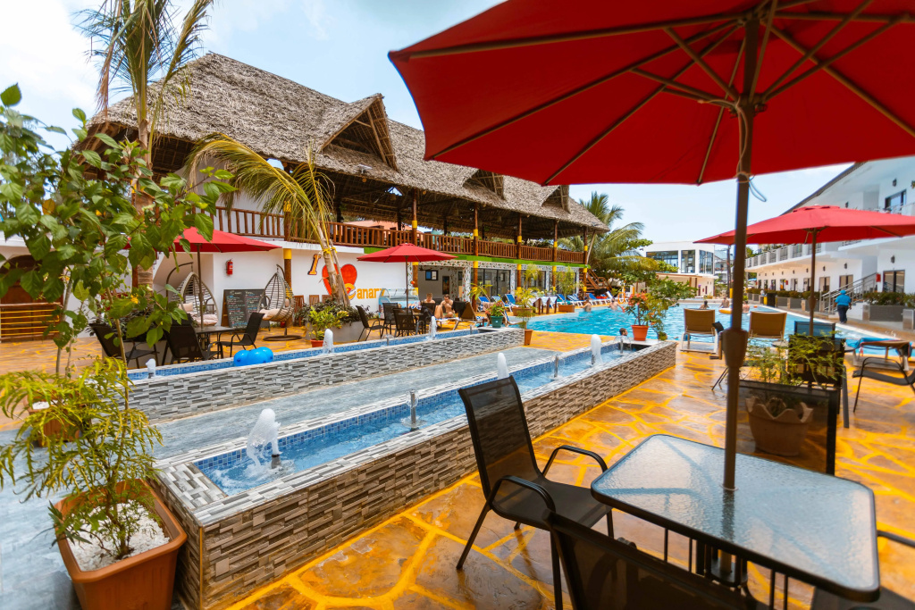 Курортный отель Canary Hotel & SPA — фото