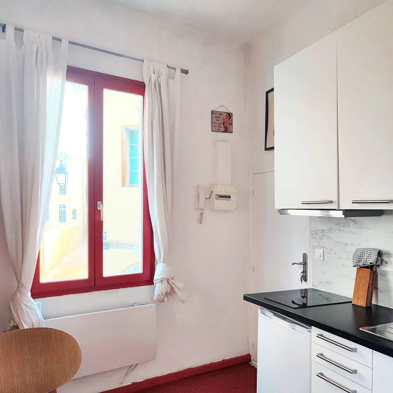 Voir la photo 3 — Precheurs Studios Apartments