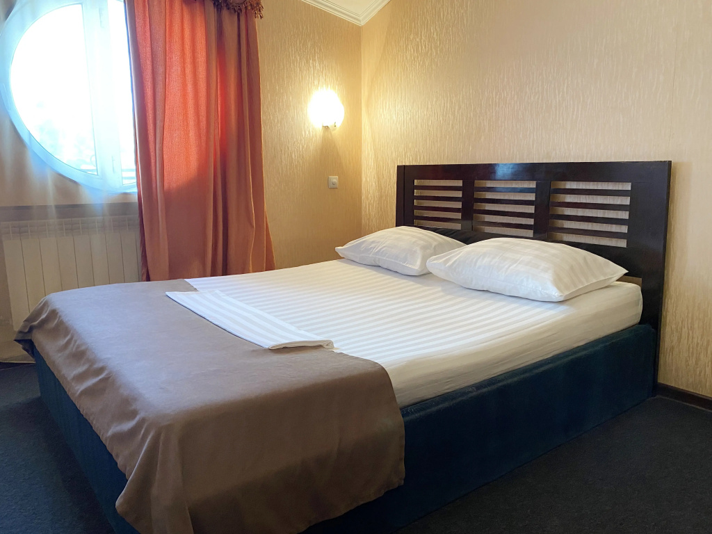 KDTs Hotel Room Type - Comfort Triple room