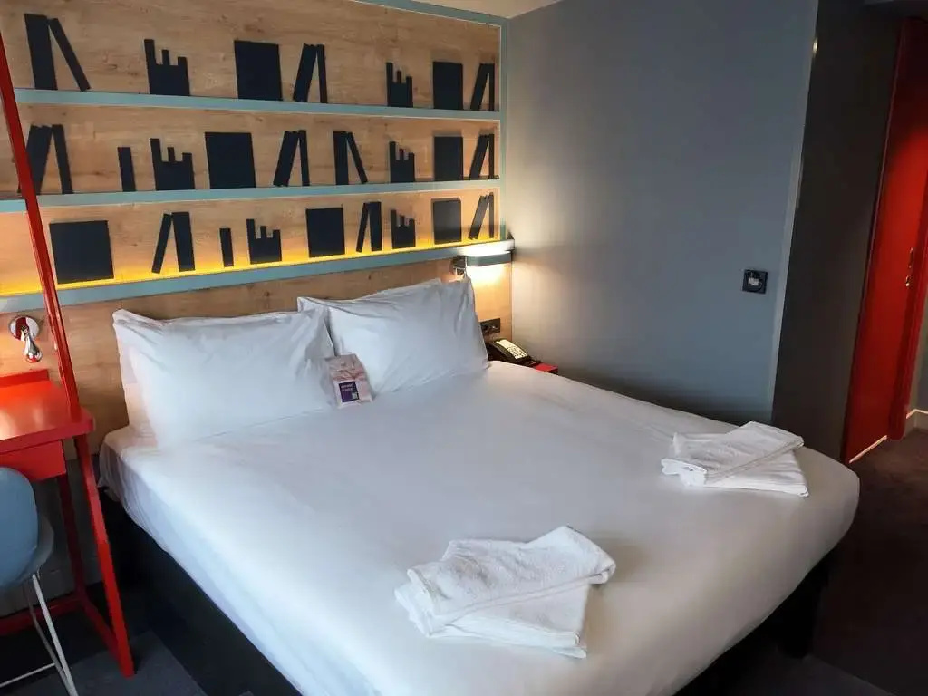 Standard Double room (full double bed)