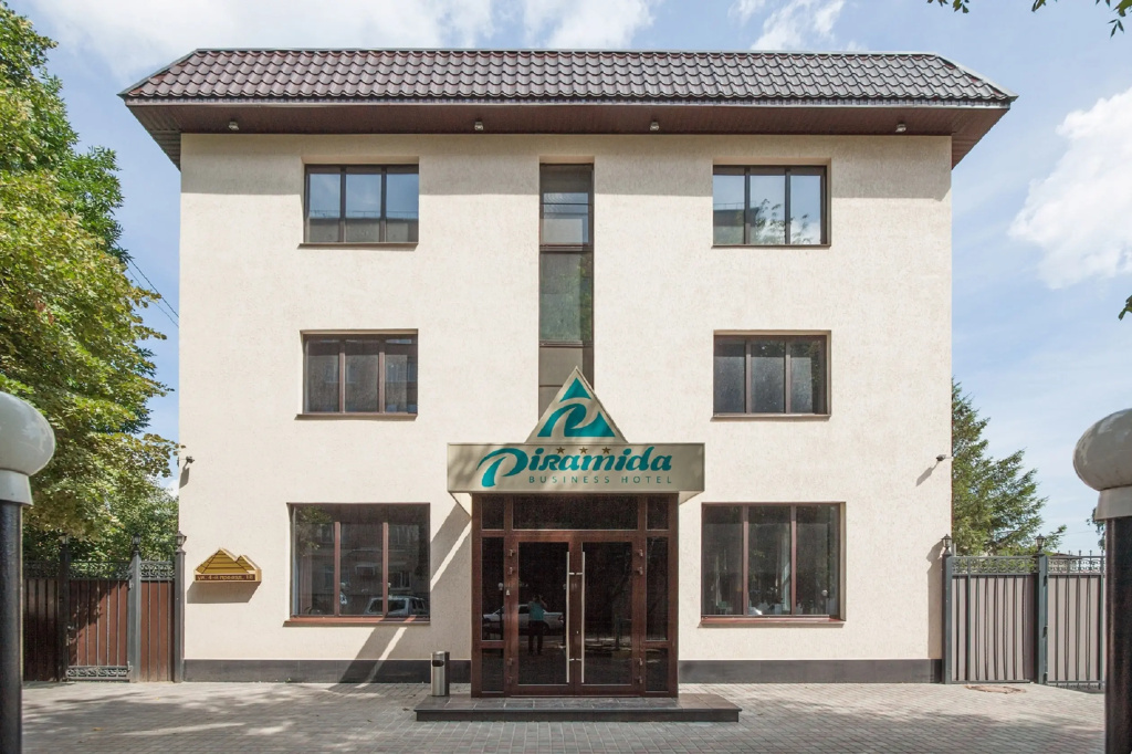 Отель Пирамида — фото