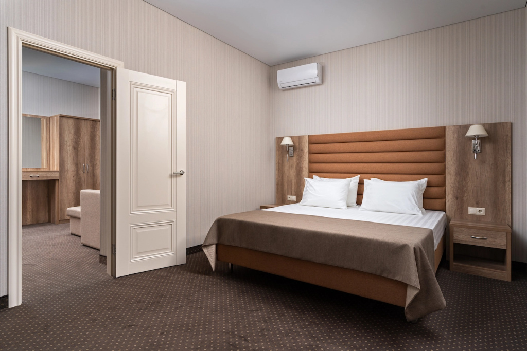 Trianon Hotel Room Type - 2-rooms Standard Family room with balcony