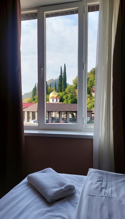 Номер Standard c видом на монастырь в SkyTerra