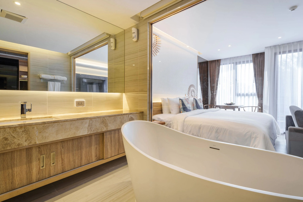 Номер Deluxe в The Marin Phuket