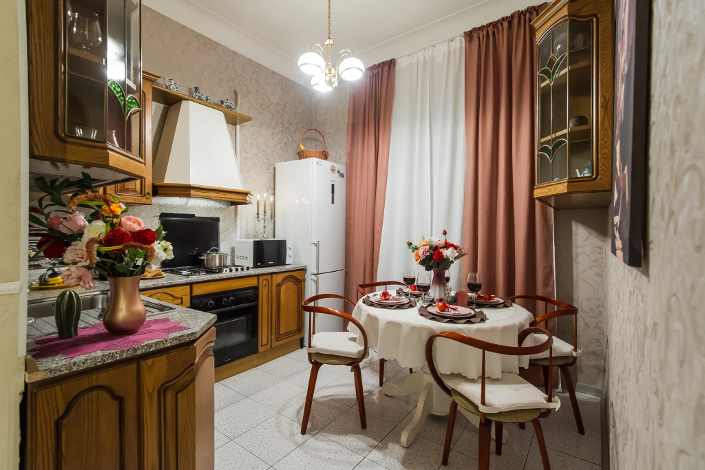 Квартира GM Apartments на Москва-реке с Видом на Набережную и Сталинскую высотку — фото