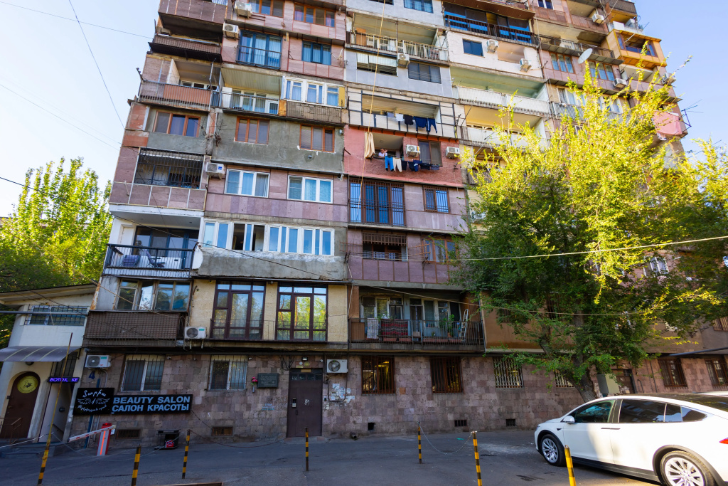 2-K, Ulitsa Yeznika Koghbatsi, Ko100 Flat