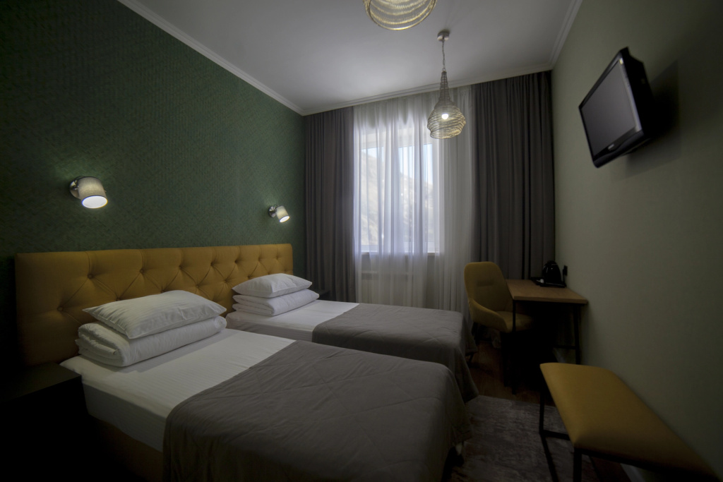 Hotel Alpina Room Type - Standard Double room with balcony twin beds