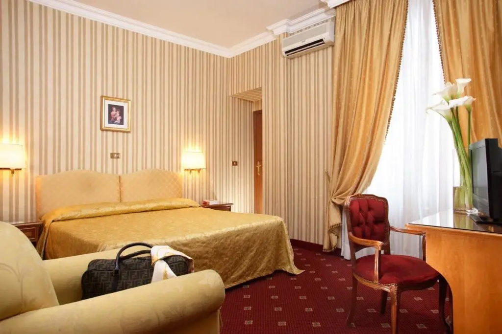 Hotel photo 18
