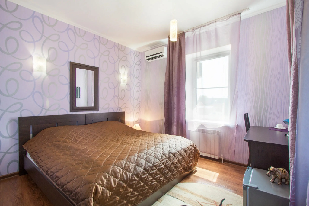 Standard Double room (full double bed)