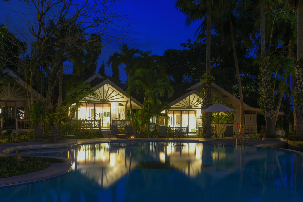 Курортный отель Paradise Beach Resort by Variety Hotels — фото