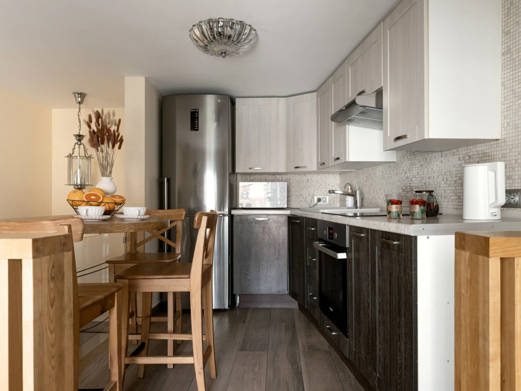 Отель Квартира GM Apartments Шикарная двухуровневая у Арбата в Москве