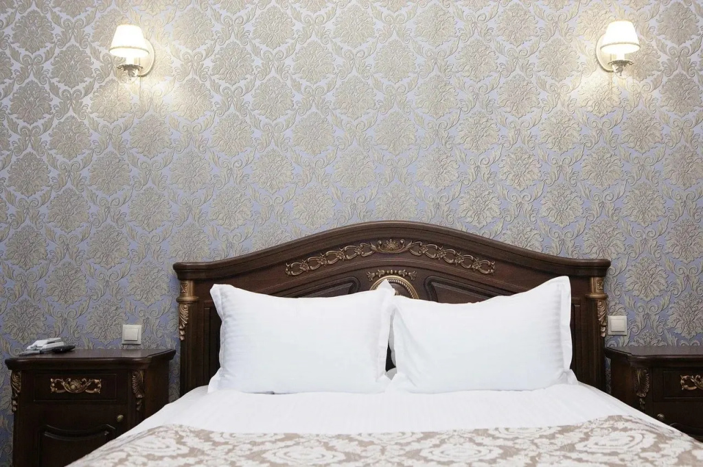 2 Rooms Double Suite (full double bed)