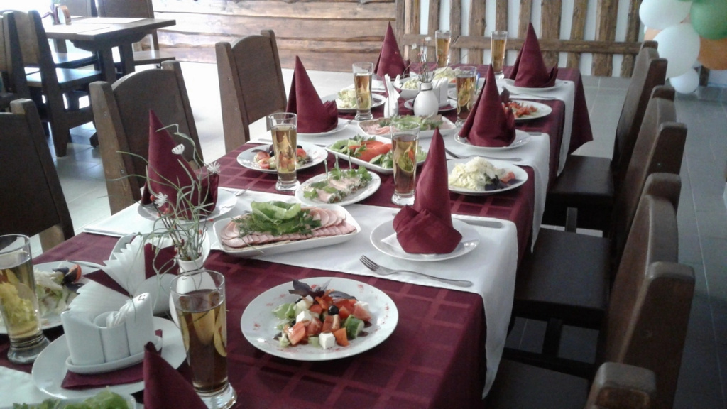 Food & Beverage