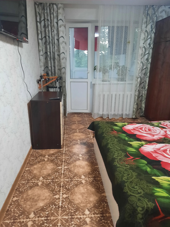 Квартира на Хмельницкого у филармонии рядом с вокзалом — фото