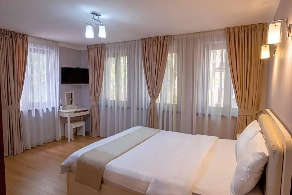 Sama Grand Hotel