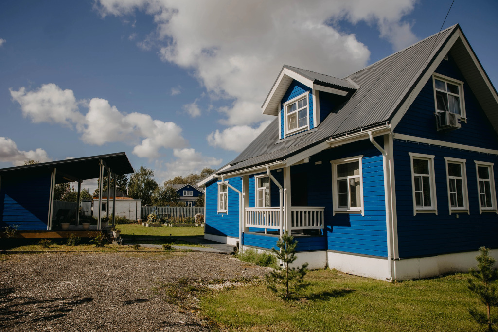 Коттедж с 3 комнатами с красивым видом из окна в Синяя синица