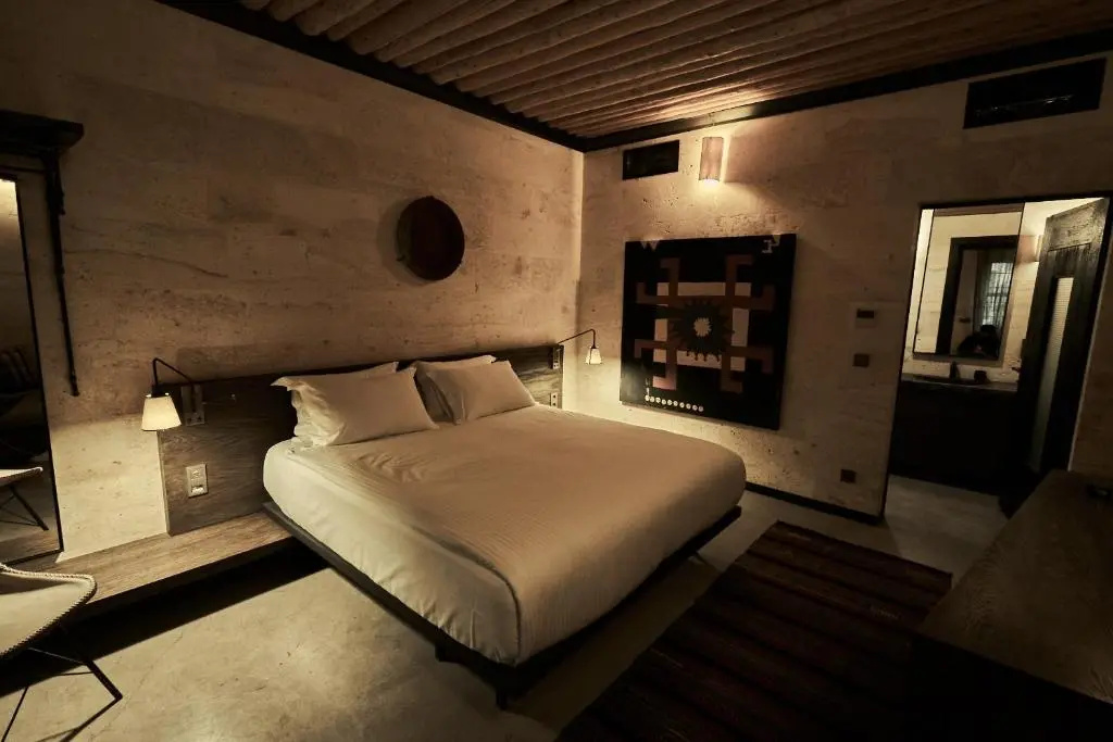Presidential room
