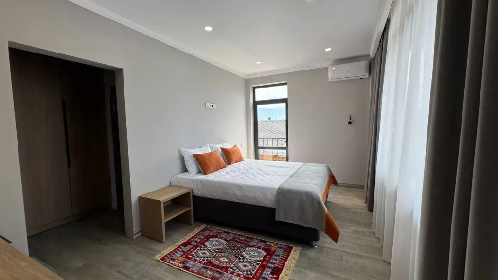 Comfort room with balcony and with sea view