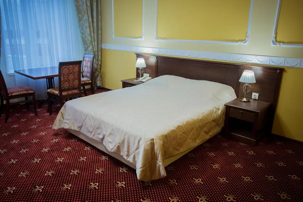 Grand Elets Hotel Room Type - Accessible Main Building Double room full double bed