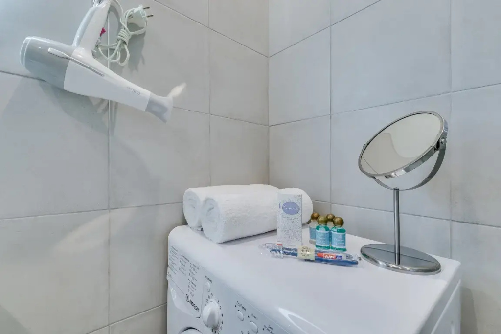 Апартаменты Премиум с Балконом и Видом на Город Business Apartments — фото